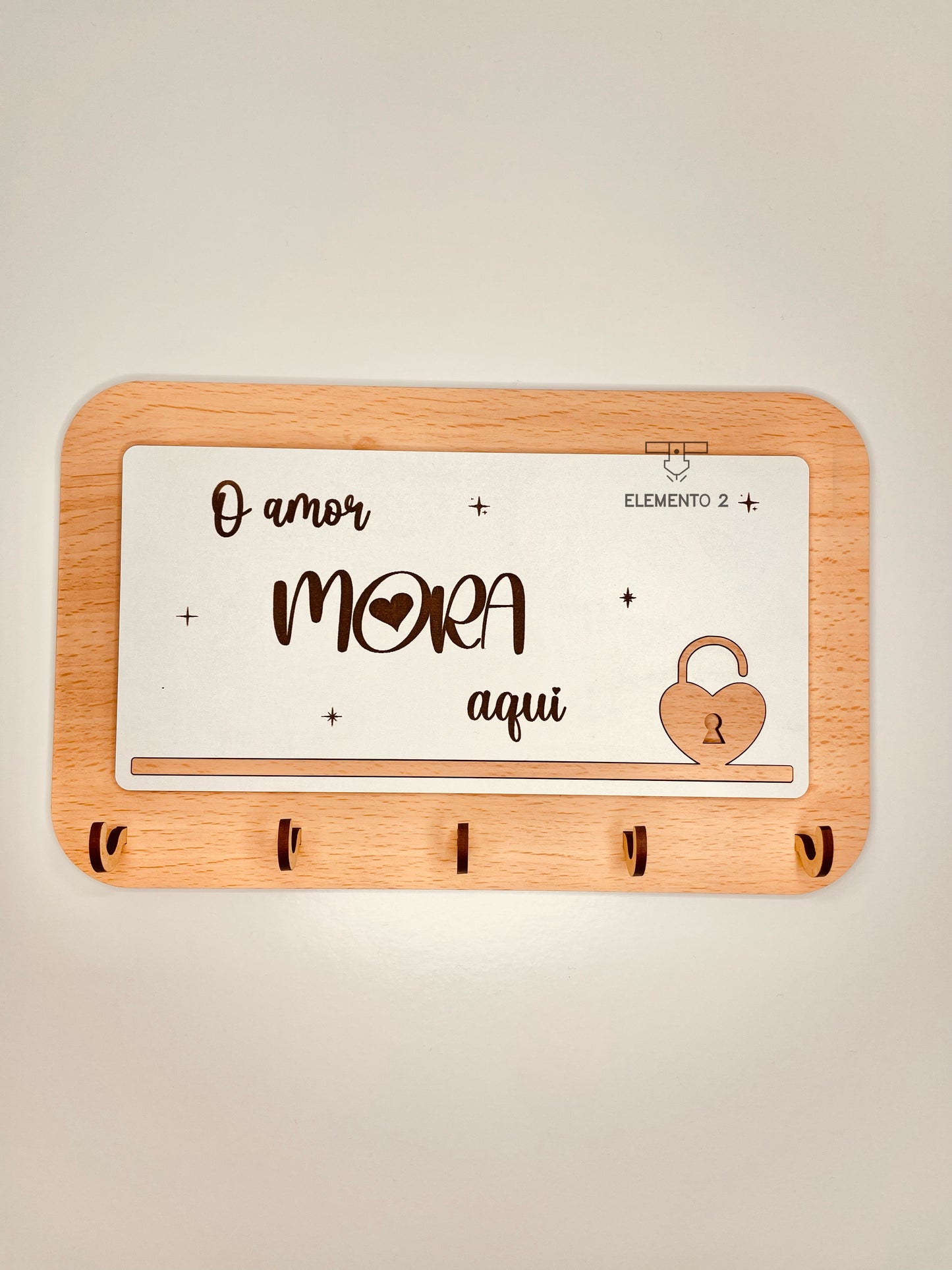 Chaveiro "O amor mora aqui"