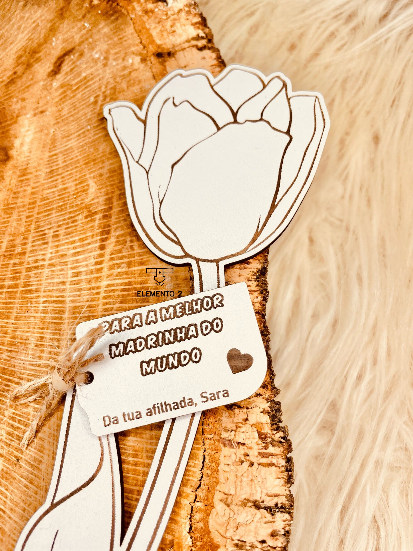 Tulipa com placa personalizada