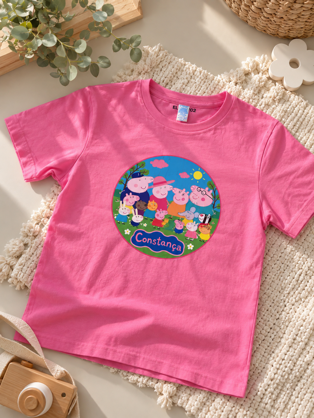 T-shirt personalizada com tema especial + nome