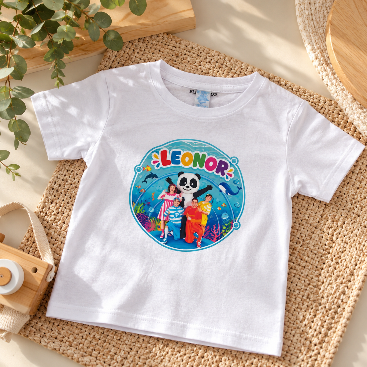 T-shirt personalizada com tema especial + nome